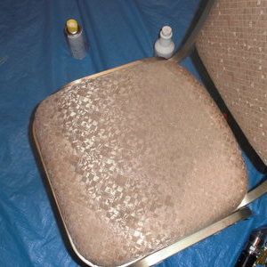 布製いすの座面に汚れ
